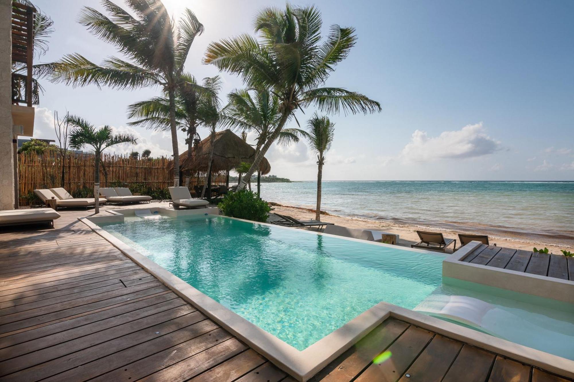 Villa Tulumar Beachfront Luxury Villa- Full Service Exterior photo